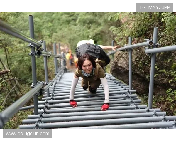 美姑与昭觉足球激战回放 两队争锋决胜负精彩瞬间集锦